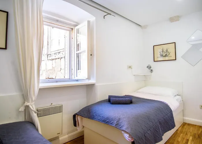 Luan Old Town Apartment By Duhomes
