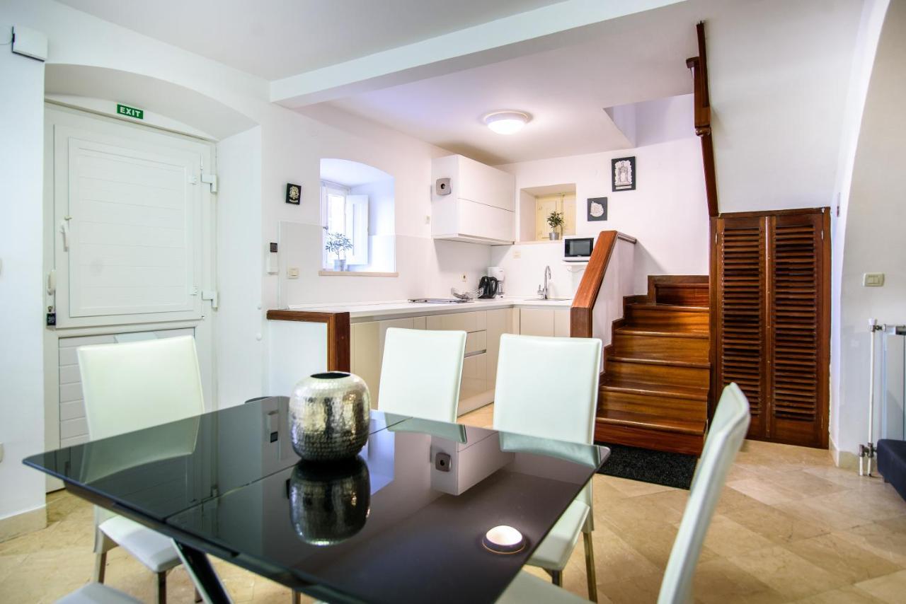 Apartment Luan Old Town By Duhomes